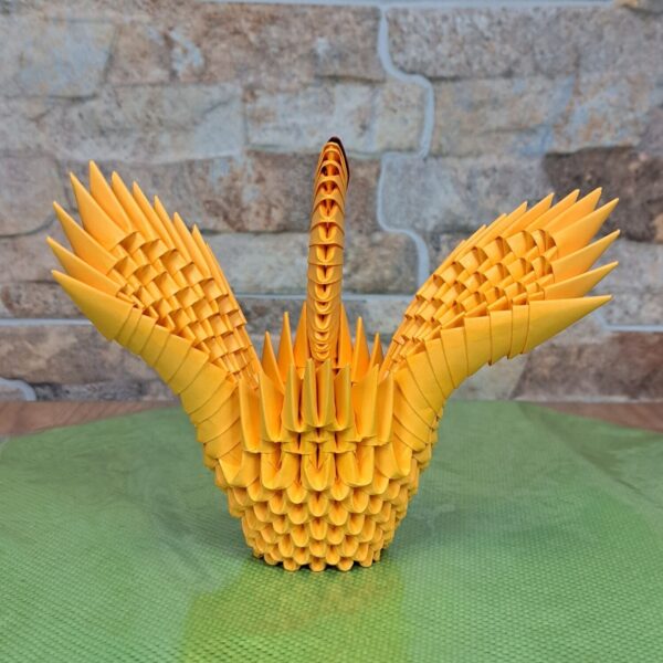 Schwan - gespreizte Flügel