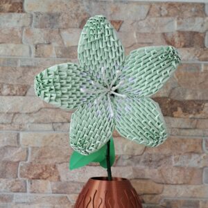 Lilie - Grün, Weiss - zarte Kunstblüte – Bild 1