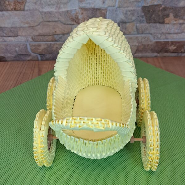 Kinderwagen / Puppenwagen - zauberhaftes Dekounikat