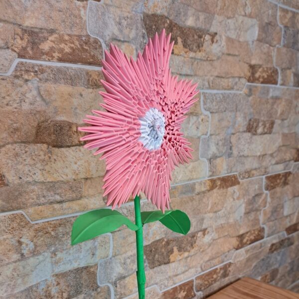 Fantasy Blume - Rosa, Weiss - poetisches Deko‑Unikat