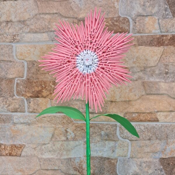 Fantasy Blume - Rosa, Weiss - poetisches Deko‑Unikat