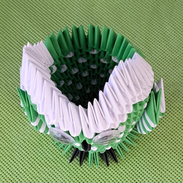 Eule - Stifthalter in den Farben Grün-Weiss