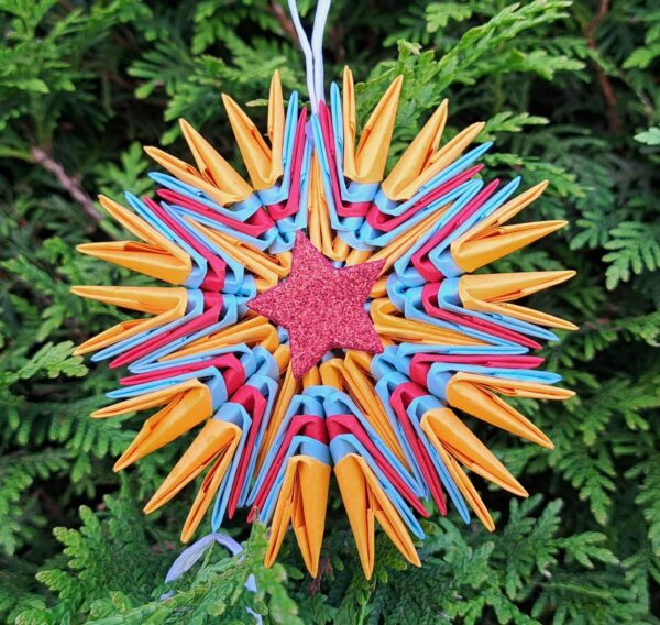 Stern - Für den Weihnachtsbaum in Gelb, Türkis und Rot