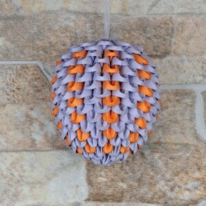 Osterei in Orange, Violet für den Strauch zum Aufhängen – Bild 1