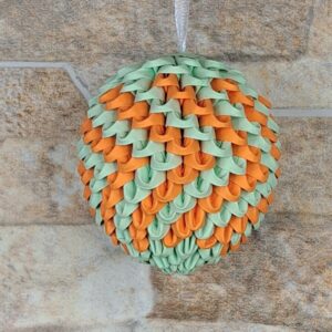 Osterei in Orange, Grün für den Strauch zum Aufhängen – Bild 1