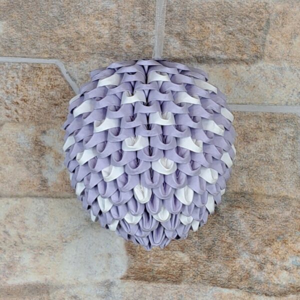 Osterei für den Strauch zum Aufhängen