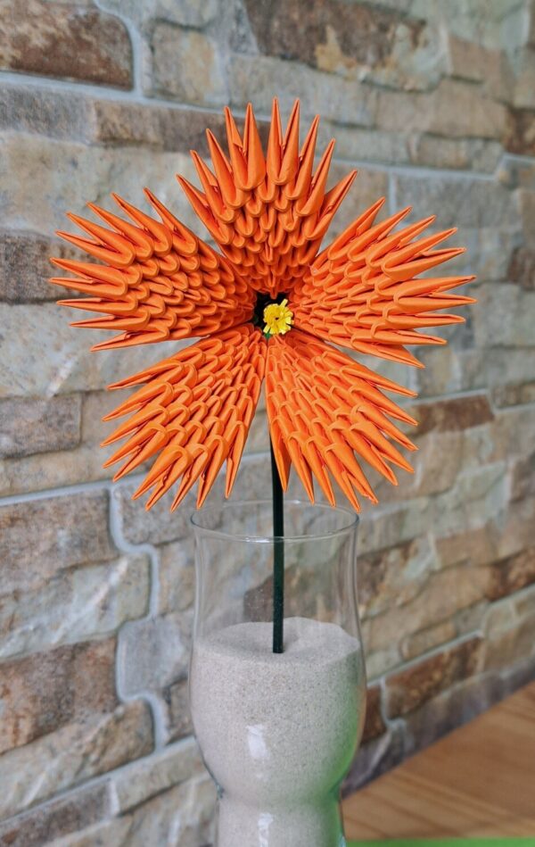 Fantasy Blume - Orange - kunstvolle, handgefertigte Dekoration