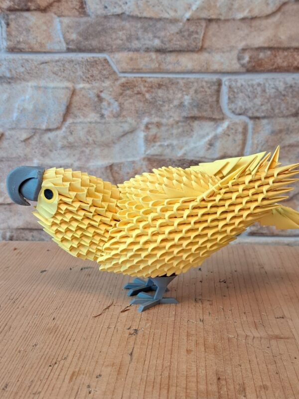 Papagei - in einem Intensiv Gelbton